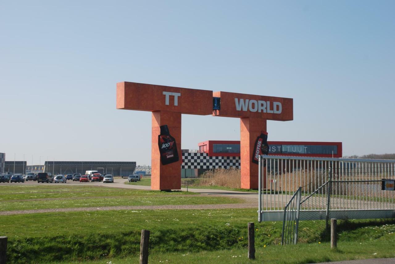 Assen-Groningen-Saunacabine Vries Esterno foto